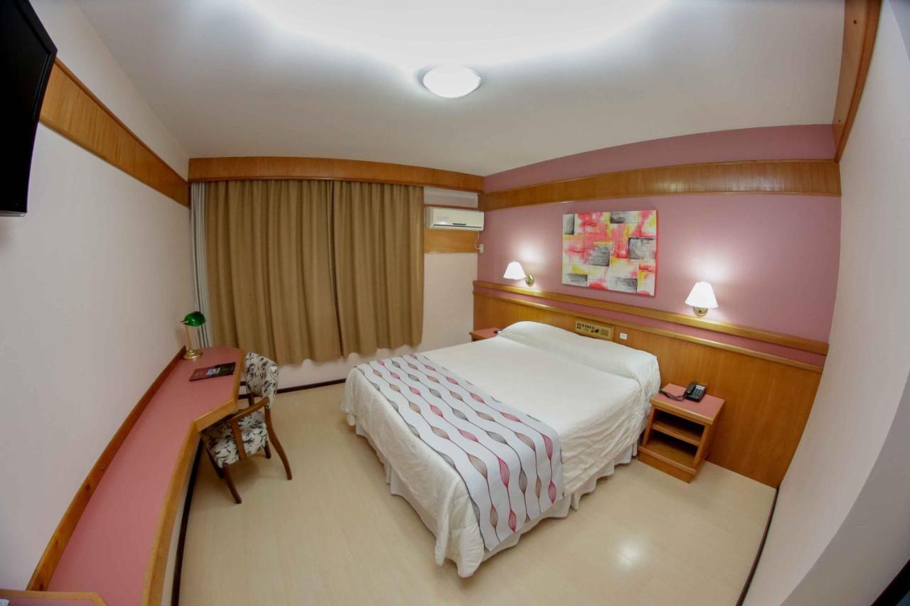 Susin Hotel Мафра Екстериор снимка
