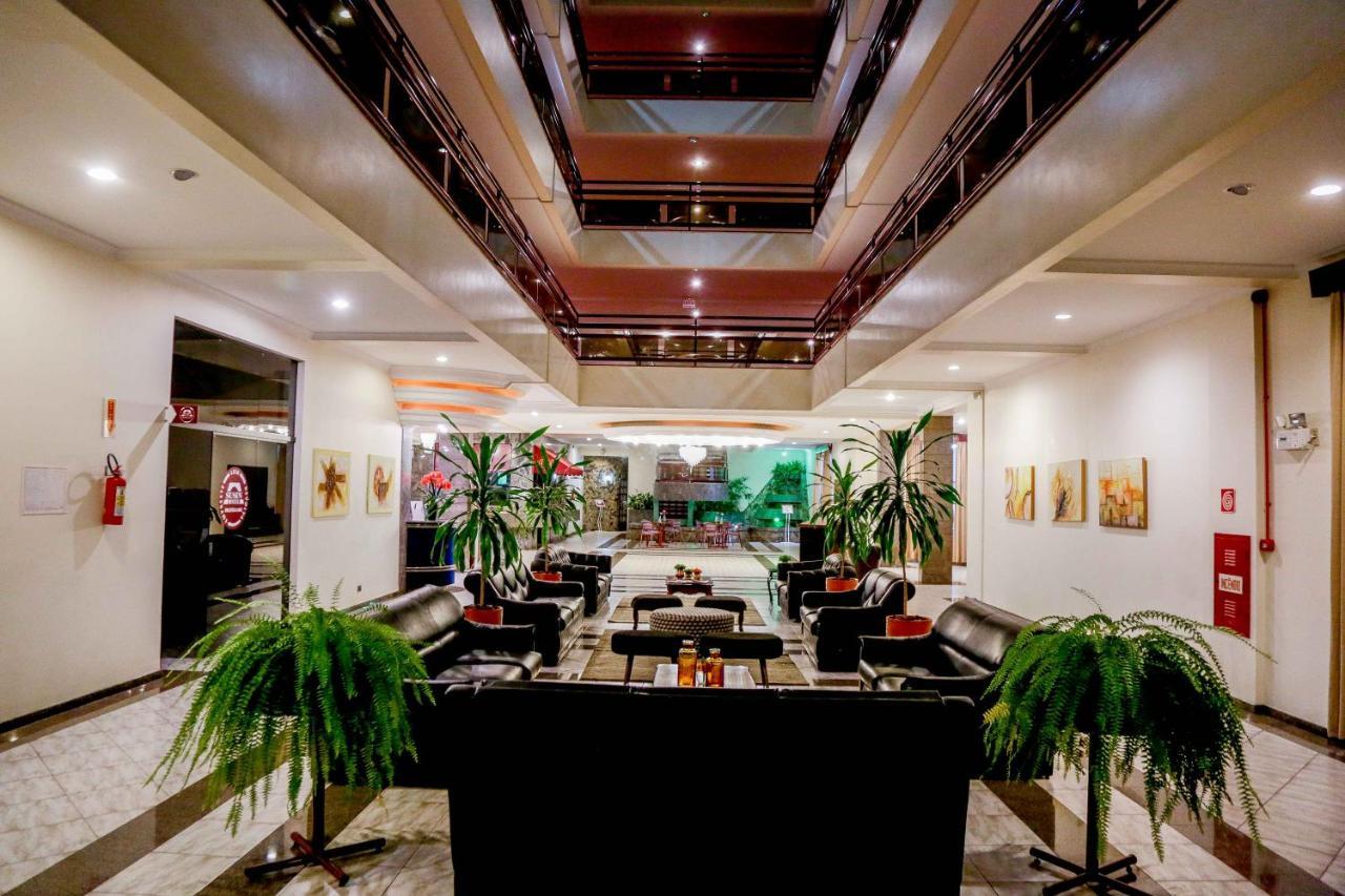 Susin Hotel Мафра Екстериор снимка