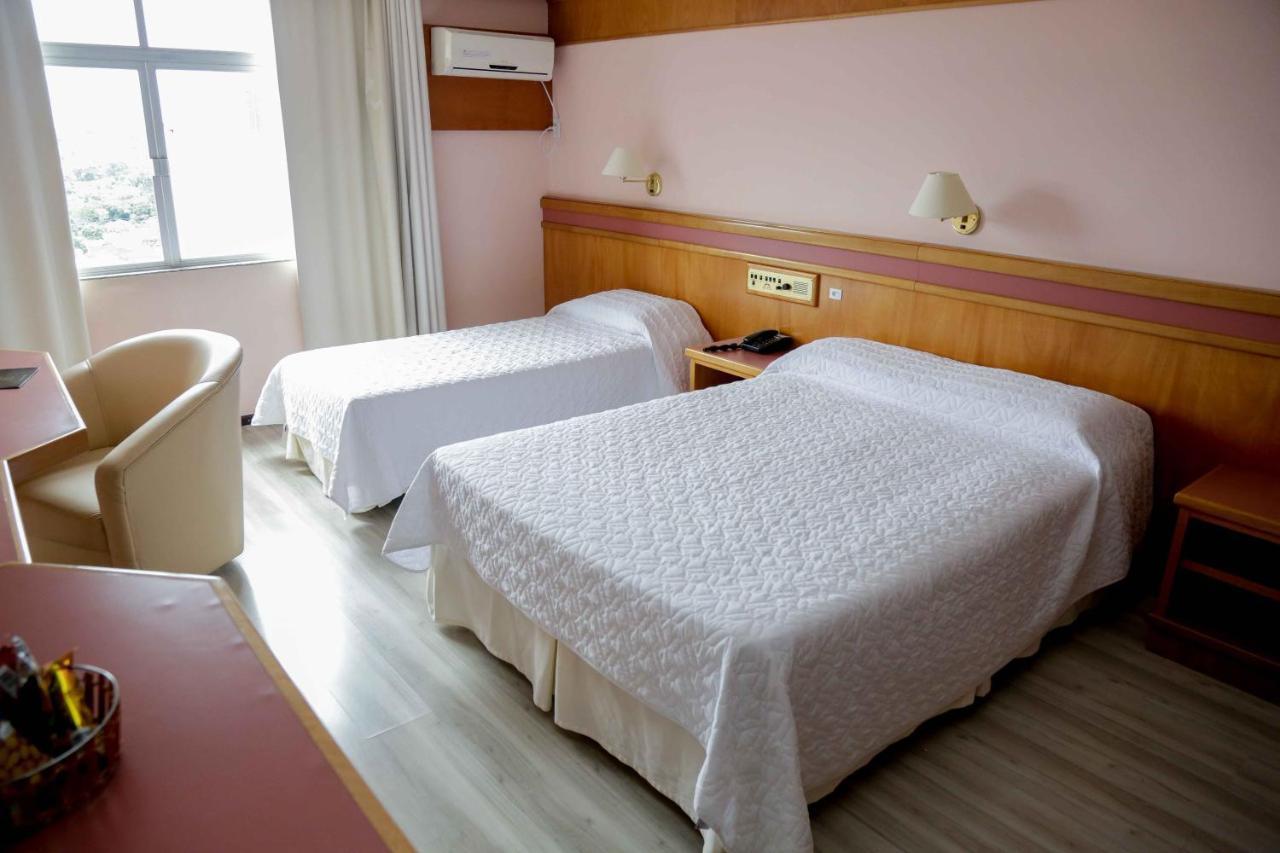 Susin Hotel Мафра Екстериор снимка