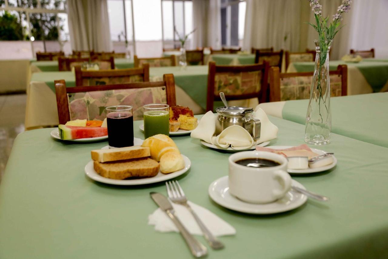 Susin Hotel Мафра Екстериор снимка
