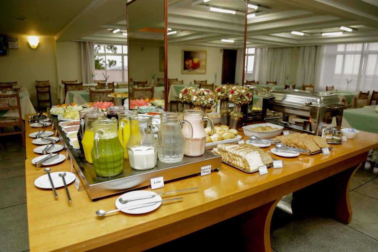 Susin Hotel Мафра Екстериор снимка
